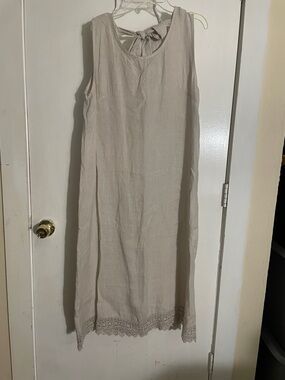 Rosemarine Made in italy embroidered linen dress